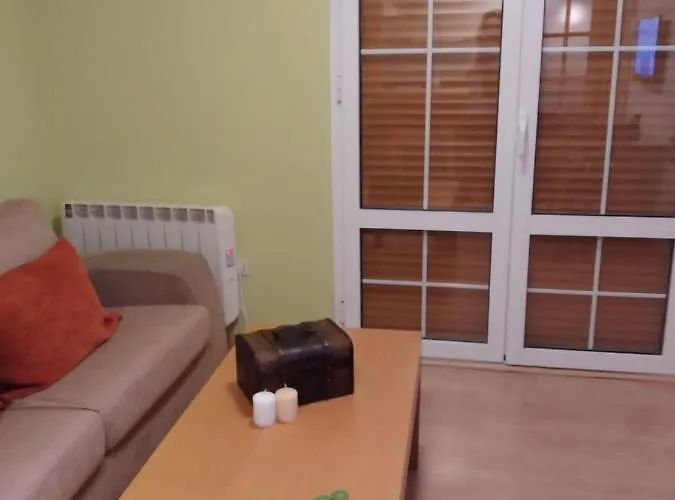 Chalet Gran Adosado-spa En Hasta14 Plazas *